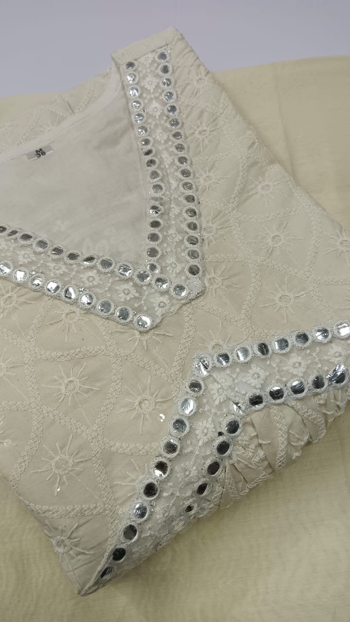 Chikankari Embroidered Kurti Set